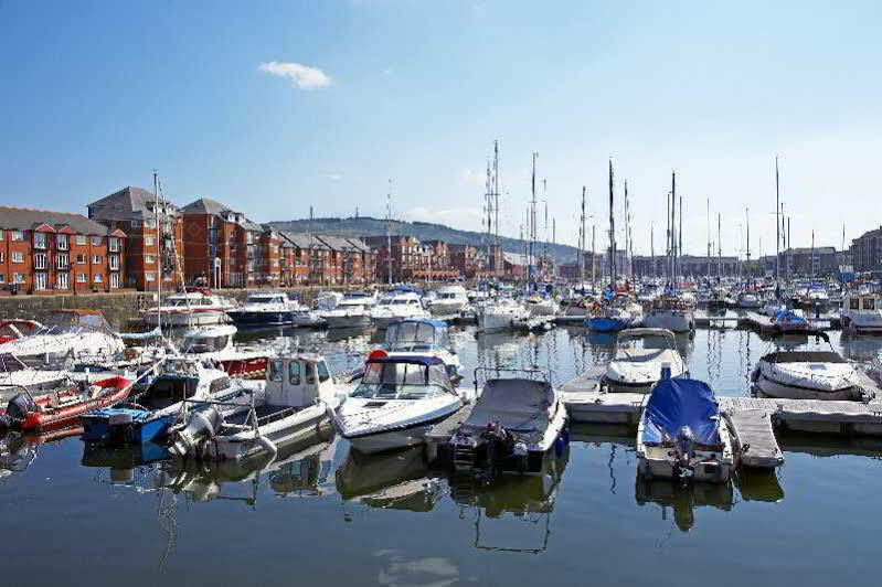 Delta Hotels By Marriott Swansea Exterior photo